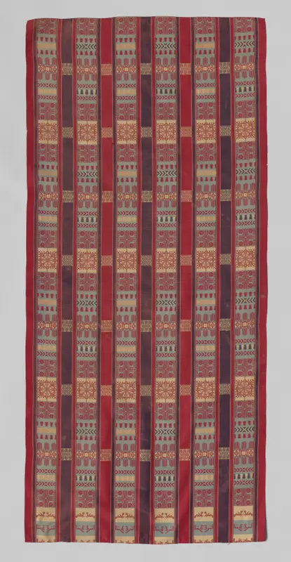Panel from a Head Covering (‘Ajar) — تصویر رکورد موزهٔ هنر کلیولند (دسترسی آزاد)