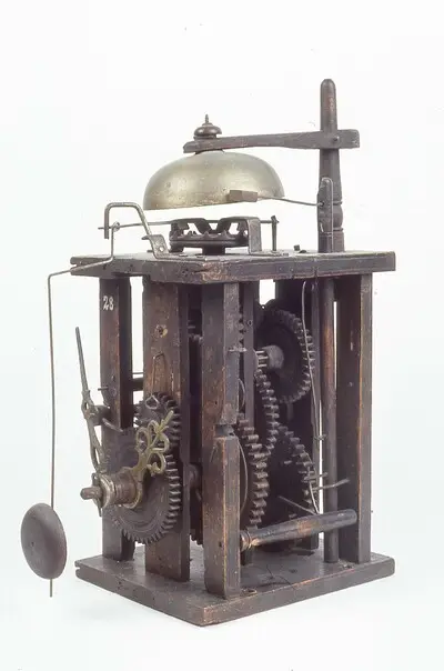 Holzräderuhrwerk, Schwarzwald, um 1750 — تصویر رکورد یوروپیانا