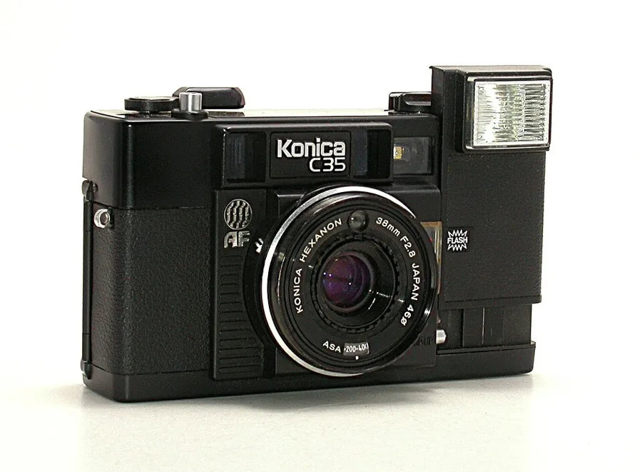 Konica C35 AF — تصویر رکورد ویکیداده