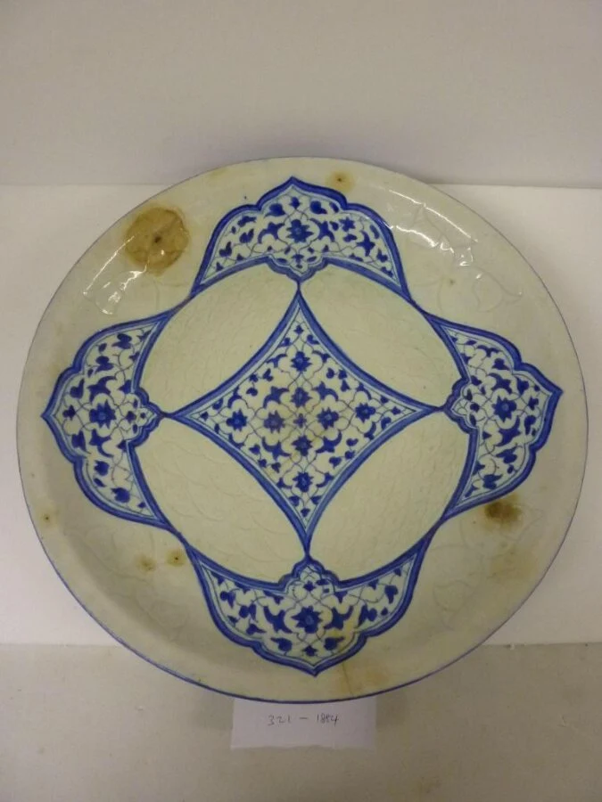 نمای تکمیلیِ همان اثر — شمارهٔ اموال 321-1884