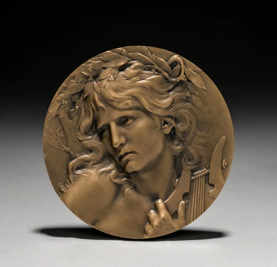 Medal Presented to Loïe Fuller by the French Government:  Orpheus at the Entrance to the Underworld (obverse) — تصویر رکورد موزهٔ هنر کلیولند (دسترسی آزاد)