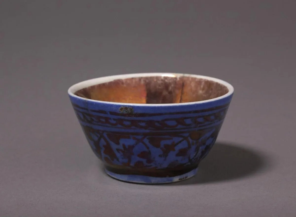 Cup — تصویر رکورد موزهٔ ویکتوریا و آلبرت