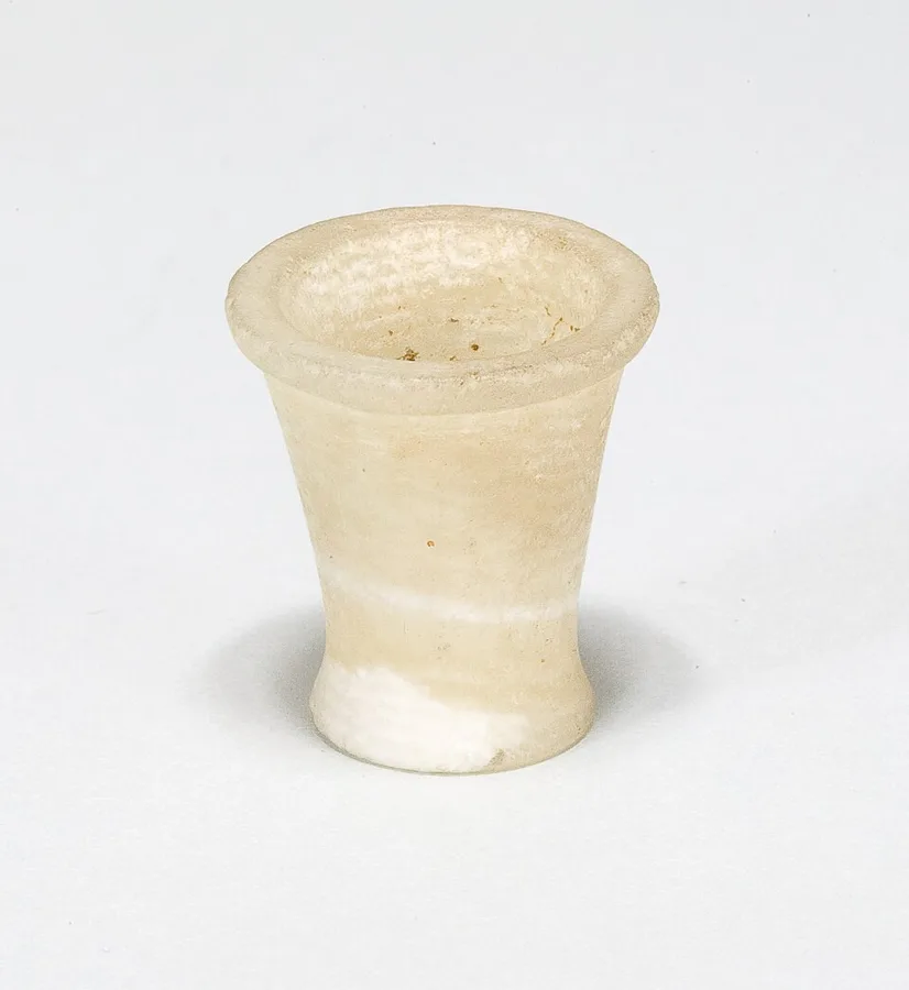 Toilet vase — تصویر رکورد ویکیداده