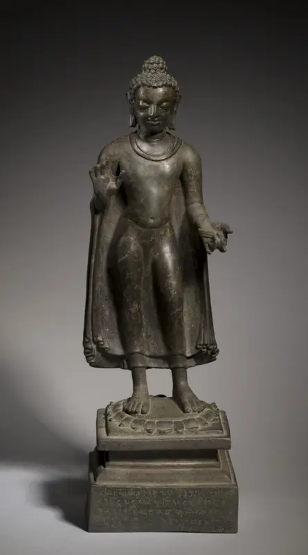 Standing Buddha — تصویر رکورد موزهٔ هنر کلیولند (دسترسی آزاد)