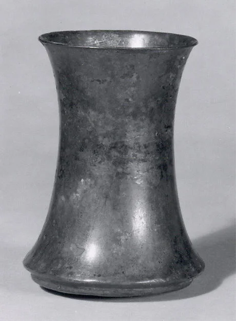 Cup/istikhan — تصویر رکورد موزهٔ متروپولیتن (دسترسی آزاد)