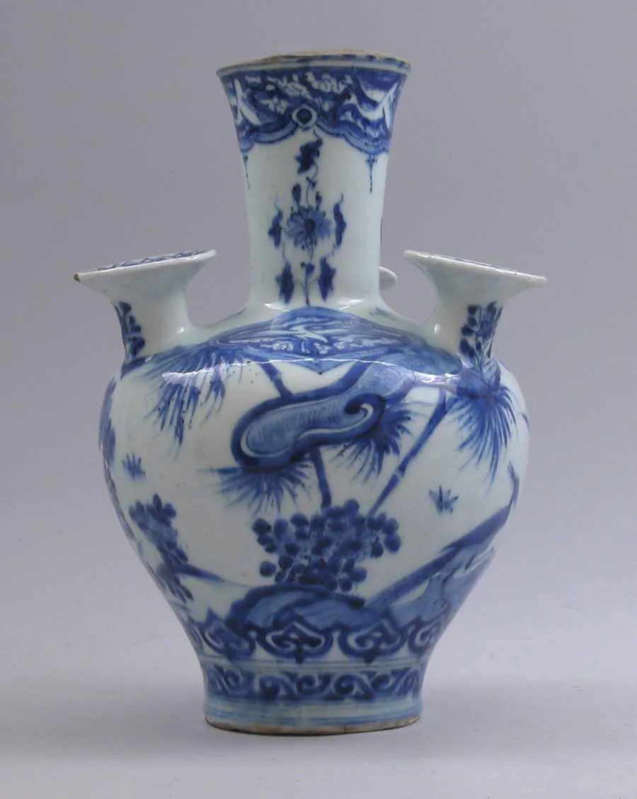 Tulip Vase — تصویر رکورد موزهٔ متروپولیتن (دسترسی آزاد)