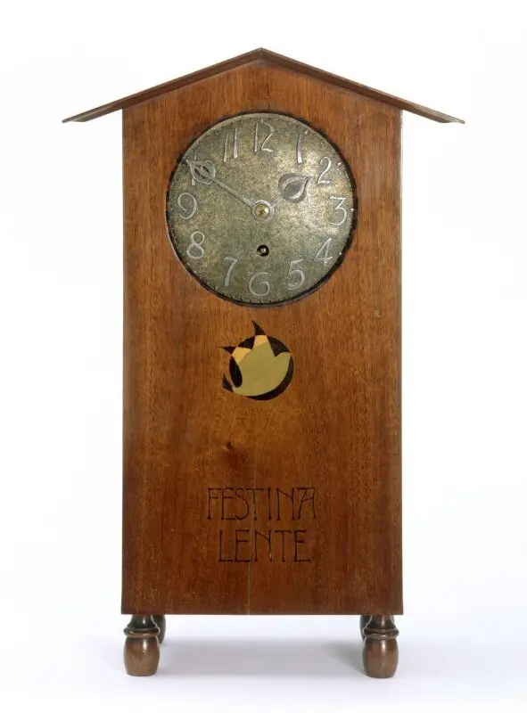 Clock — تصویر رکورد موزهٔ ویکتوریا و آلبرت