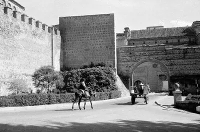 Burganlage, Maultierwagen — تصویر رکورد یوروپیانا