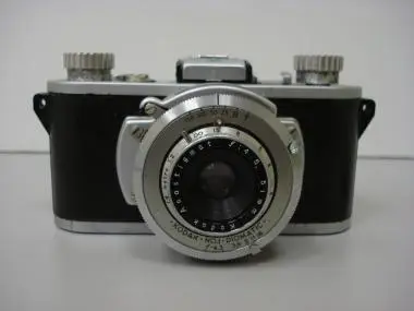 KODAK 35 CAMERA IN SLEEVE — تصویر رکورد یوروپیانا