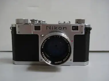 NIKON S CAMERA — تصویر رکورد یوروپیانا
