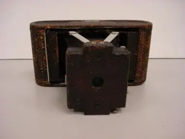 KODAK FOLDING POCKET CAMERA — تصویر رکورد یوروپیانا
