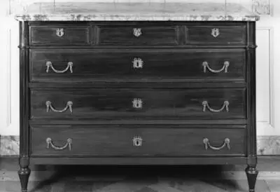 COMMODE - Commode écritoire — تصویر رکورد یوروپیانا