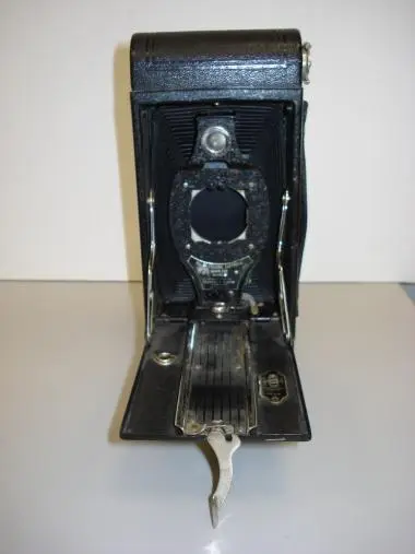 KODAK NO 2A FOLDING CARTRIDGE HAWKEYE CAMERA — تصویر رکورد یوروپیانا