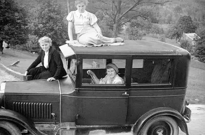 Hildegard Haase, Freundinnen, Opel — تصویر رکورد یوروپیانا