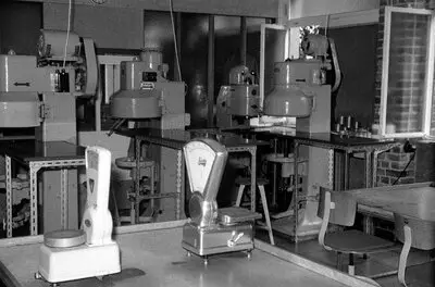 Lubeca Dosenverschlussmaschine — تصویر رکورد یوروپیانا