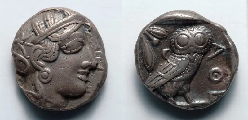 Tetradrachm: Head of Athena (obverse); Owl (reverse) — تصویر رکورد موزهٔ هنر کلیولند (دسترسی آزاد)