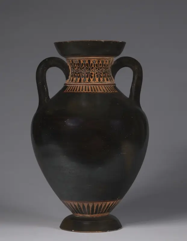 Black-Figure Neck-Amphora of Panathenaic Shape (Storage Vessel) — تصویر رکورد موزهٔ هنر کلیولند (دسترسی آزاد)
