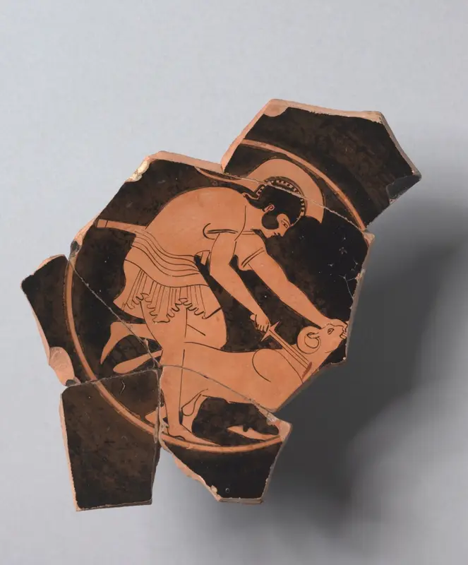 Fragmentary Red-Figure Kylix (Drinking Cup): Warrior Sacrificing Ram — تصویر رکورد موزهٔ هنر کلیولند (دسترسی آزاد)