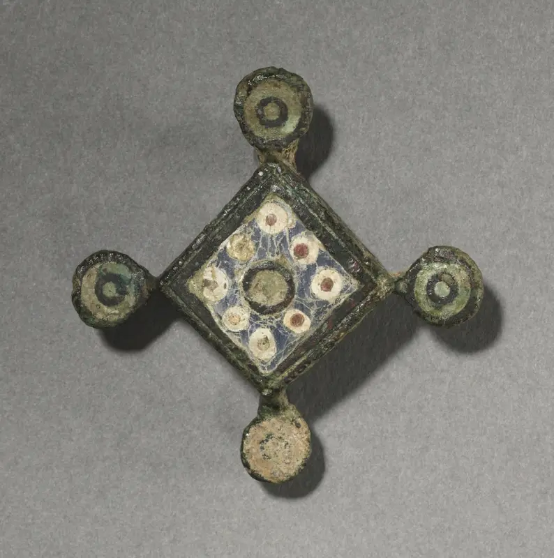 Ornamental Brooch — تصویر رکورد موزهٔ هنر کلیولند (دسترسی آزاد)