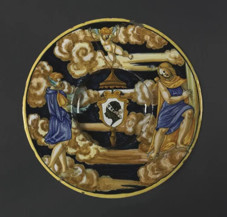 Plate with Arms of the Pucci Family — تصویر رکورد موزهٔ هنر کلیولند (دسترسی آزاد)