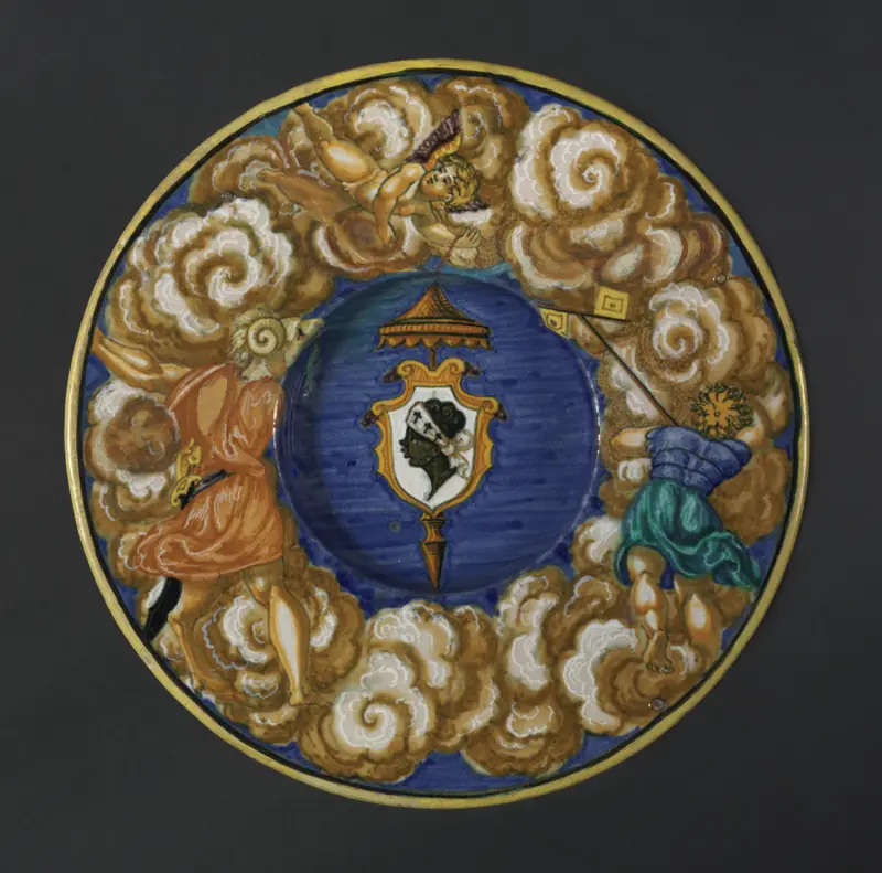 Plate with the Arms of the Pucci Family — تصویر رکورد موزهٔ هنر کلیولند (دسترسی آزاد)