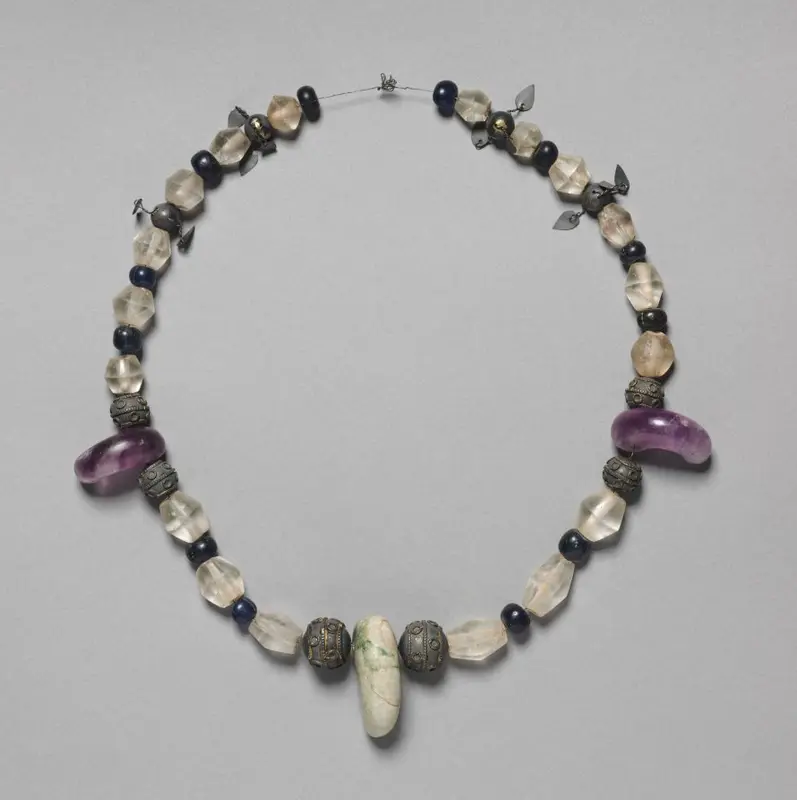 Necklace — تصویر رکورد موزهٔ هنر کلیولند (دسترسی آزاد)