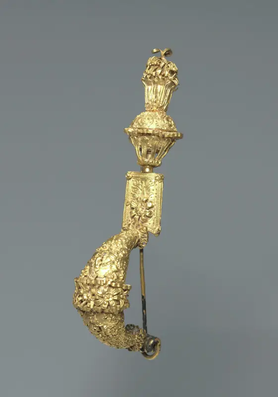 Fibula (Pin) — تصویر رکورد موزهٔ هنر کلیولند (دسترسی آزاد)
