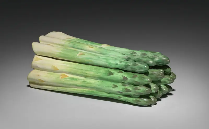 Box in the Form of Asparagus — تصویر رکورد موزهٔ هنر کلیولند (دسترسی آزاد)