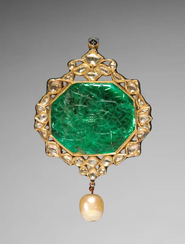 Pendant with Chain — تصویر رکورد موزهٔ هنر کلیولند (دسترسی آزاد)