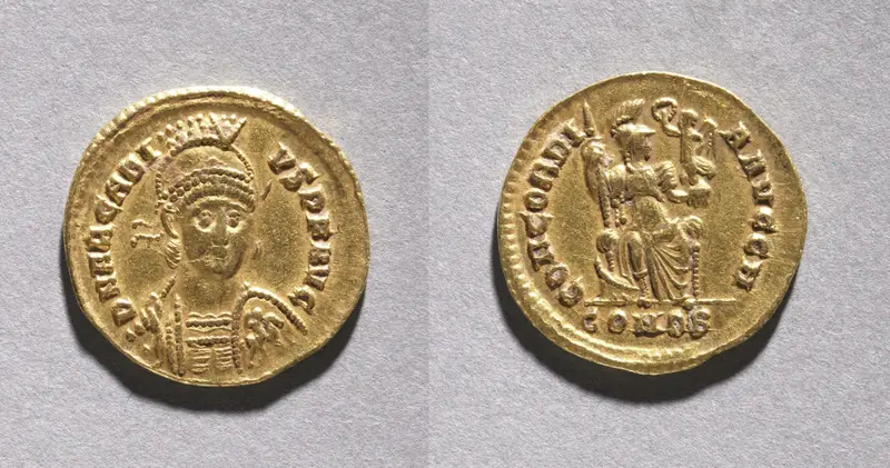 Tremissis of Honorius — تصویر رکورد موزهٔ هنر کلیولند (دسترسی آزاد)