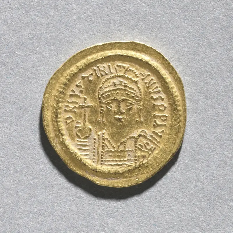 Solidus of Justinian I (obverse) — تصویر رکورد موزهٔ هنر کلیولند (دسترسی آزاد)
