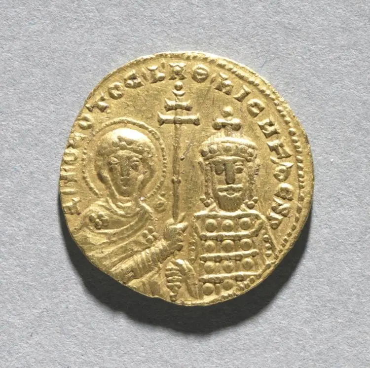Nomisma with Nicephorus II Phocas (reverse) — تصویر رکورد موزهٔ هنر کلیولند (دسترسی آزاد)