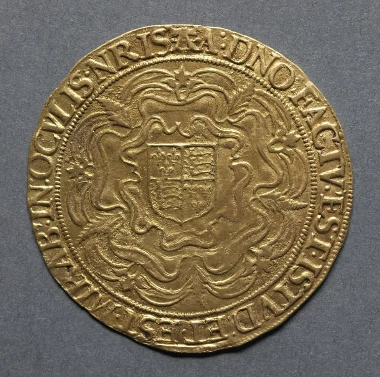 Sovereign of Thirty Shillings (reverse) — تصویر رکورد موزهٔ هنر کلیولند (دسترسی آزاد)