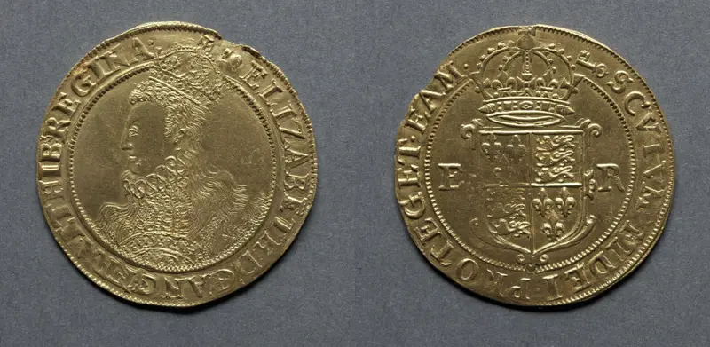 Pound: Elizabeth I (obverse); Crowned Shield of Arms (reverse) — تصویر رکورد موزهٔ هنر کلیولند (دسترسی آزاد)