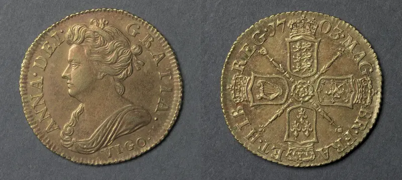 Half Guinea: Anne (obverse); Shields and Rose (reverse) — تصویر رکورد موزهٔ هنر کلیولند (دسترسی آزاد)