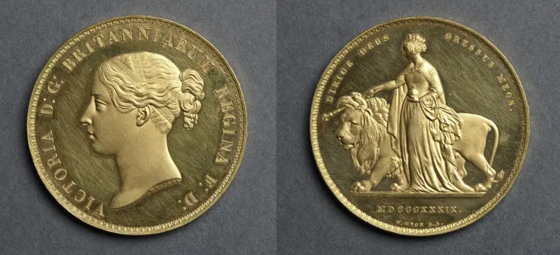 Five Pound Piece: Victoria (obverse); Una (reverse) — تصویر رکورد موزهٔ هنر کلیولند (دسترسی آزاد)