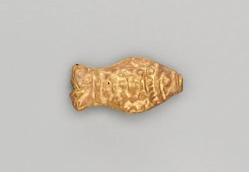 Necklace Bead in the Form of a Fish — تصویر رکورد موزهٔ هنر کلیولند (دسترسی آزاد)
