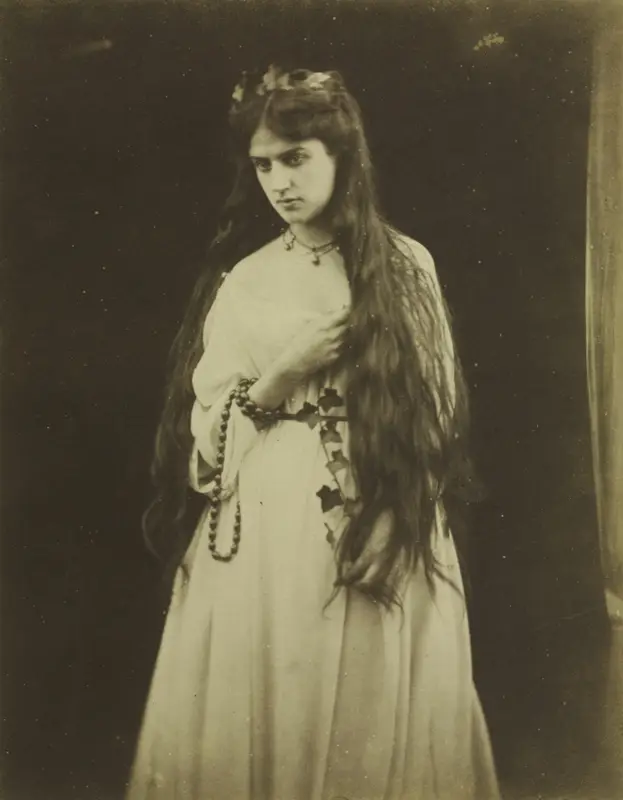 Mnemosyne (Marie Spartali, 1844-1927) — تصویر رکورد موزهٔ هنر کلیولند (دسترسی آزاد)
