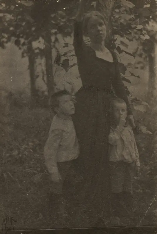 Jane White, Lewis White, and Maynard White — تصویر رکورد موزهٔ هنر کلیولند (دسترسی آزاد)