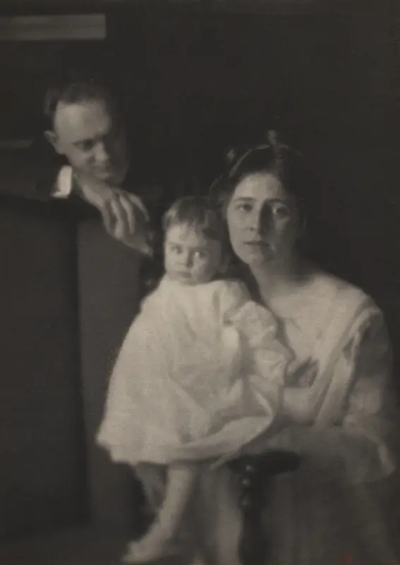 Walter L. Flory, Julia McCune Flory, and Phoebe Flory — تصویر رکورد موزهٔ هنر کلیولند (دسترسی آزاد)