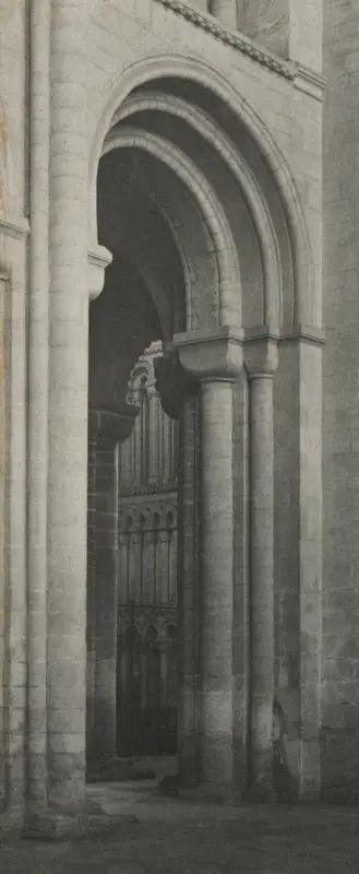 Ely Cathedral, Nave, Southwest Corner — تصویر رکورد موزهٔ هنر کلیولند (دسترسی آزاد)