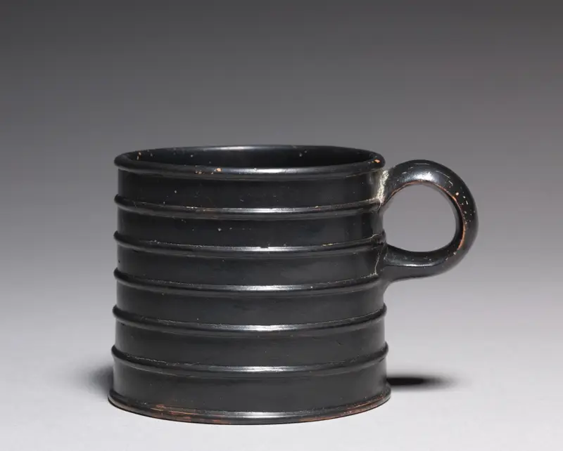 Black-Gloss Mug — تصویر رکورد موزهٔ هنر کلیولند (دسترسی آزاد)