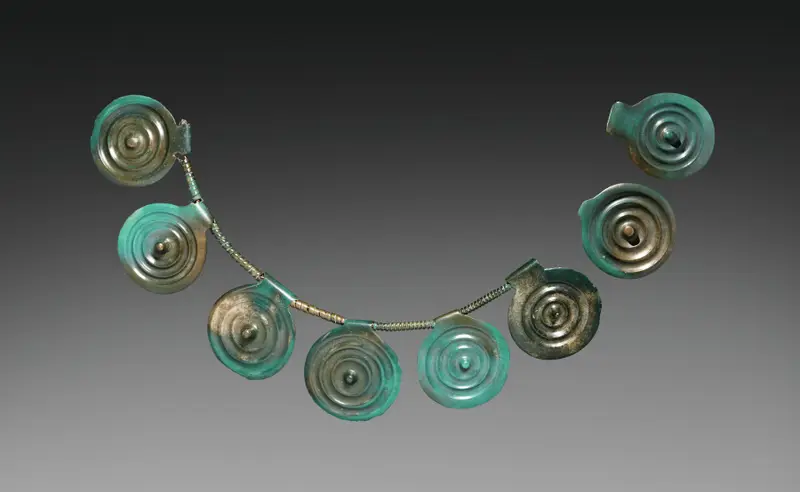 Necklace — تصویر رکورد موزهٔ هنر کلیولند (دسترسی آزاد)