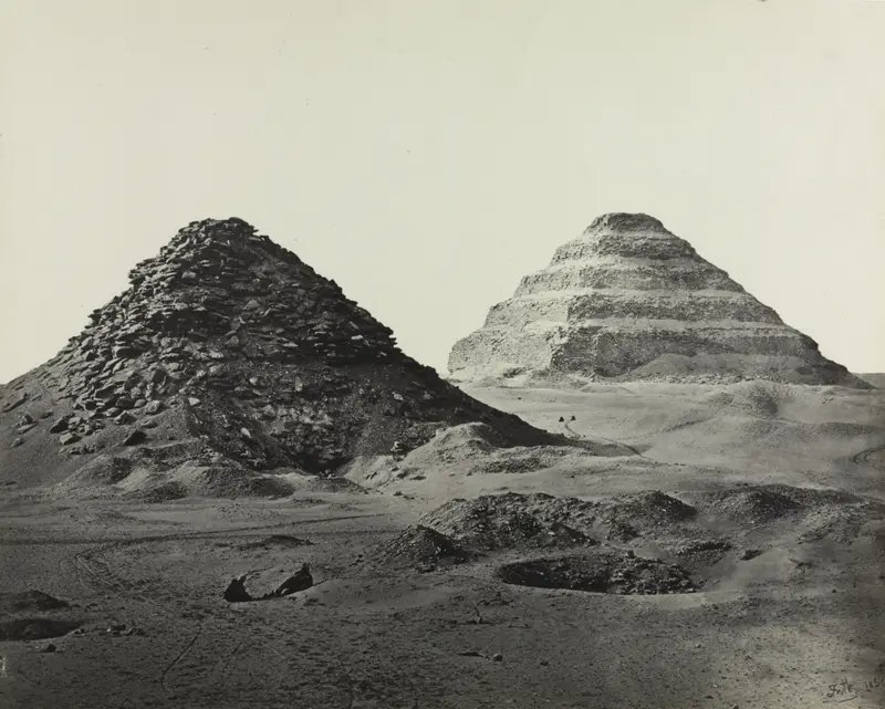 The Pyramids of Saqqara, from the Northeast — تصویر رکورد موزهٔ هنر کلیولند (دسترسی آزاد)