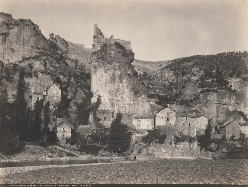Gorges Du Tarn Castelbouc — تصویر رکورد موزهٔ هنر کلیولند (دسترسی آزاد)