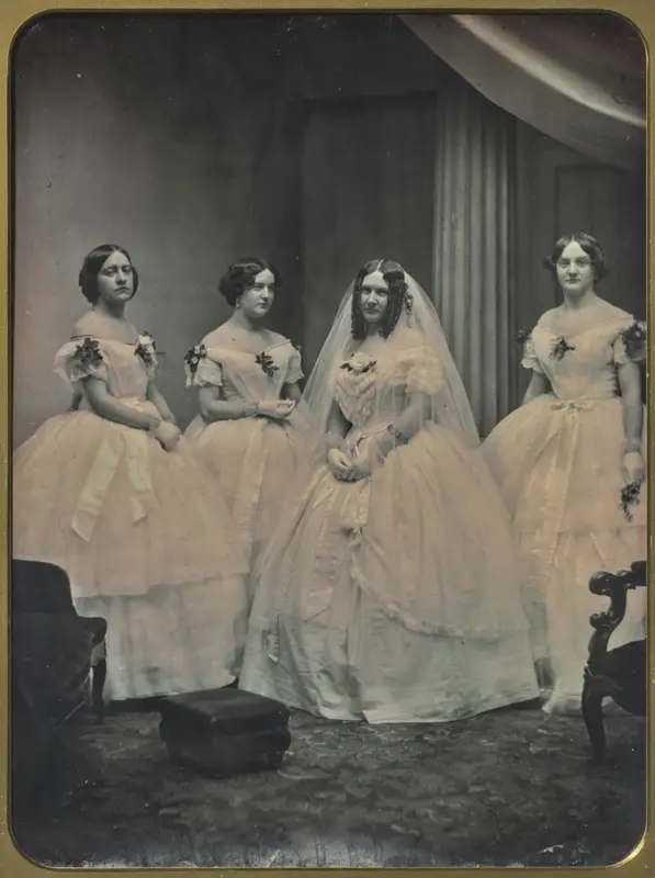 A Bride and Her Bridesmaids — تصویر رکورد موزهٔ هنر کلیولند (دسترسی آزاد)