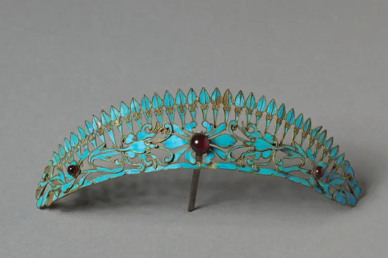 Headdress Ornament — تصویر رکورد موزهٔ هنر کلیولند (دسترسی آزاد)