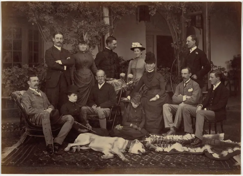 His Eminence Commander in Chief and Party, Shimla — تصویر رکورد موزهٔ هنر کلیولند (دسترسی آزاد)