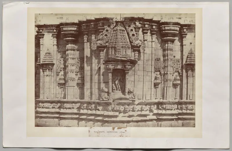 Kirwuttee, A Temple, India — تصویر رکورد موزهٔ هنر کلیولند (دسترسی آزاد)