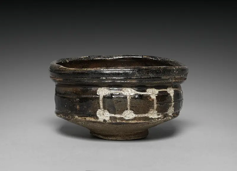 Clog-shaped Teabowl — تصویر رکورد موزهٔ هنر کلیولند (دسترسی آزاد)